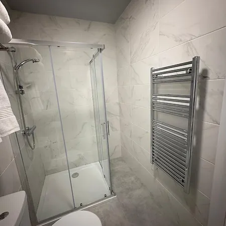 Martins Lane بيت ضيافة 3*